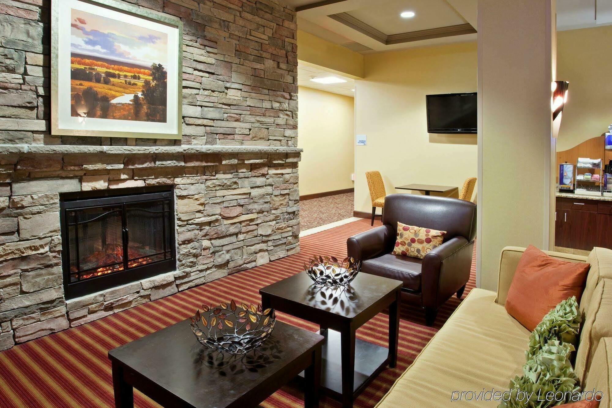 Holiday Inn Express Hotel & Suites Napa Valley-American Canyon By Ihg Exterior foto